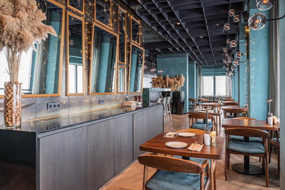 Wine Tasting In English